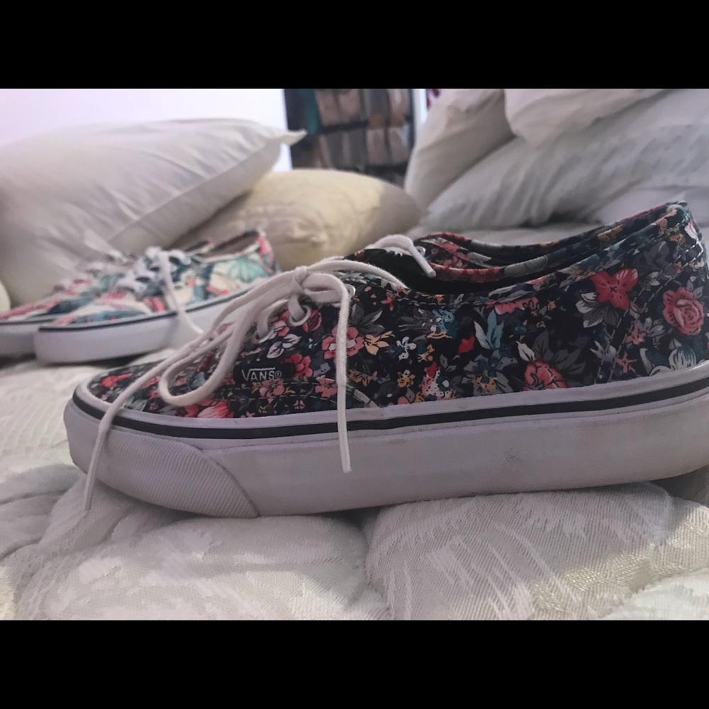 Floral vans